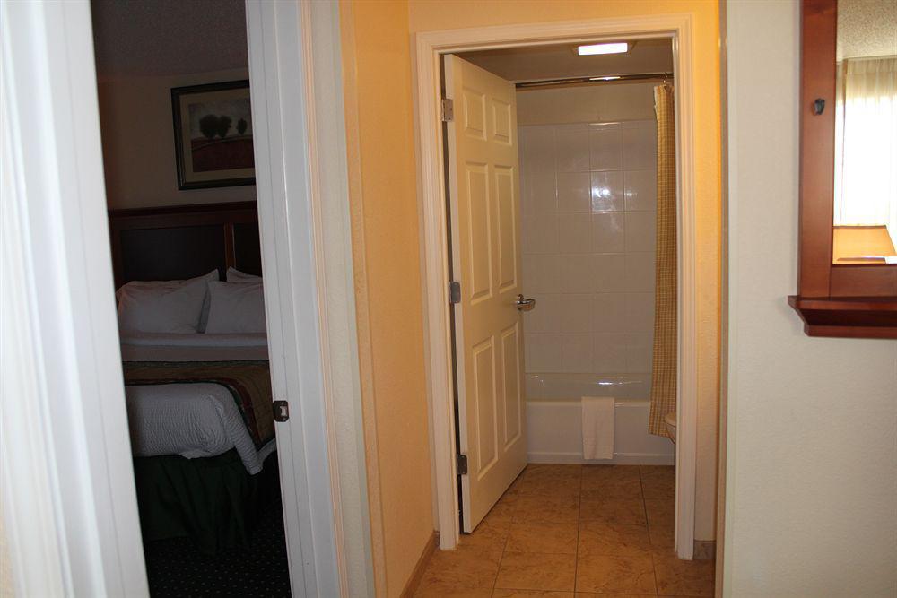 Towneplace Suites By Marriott Clinton At Joint Base Andrews Exteriér fotografie