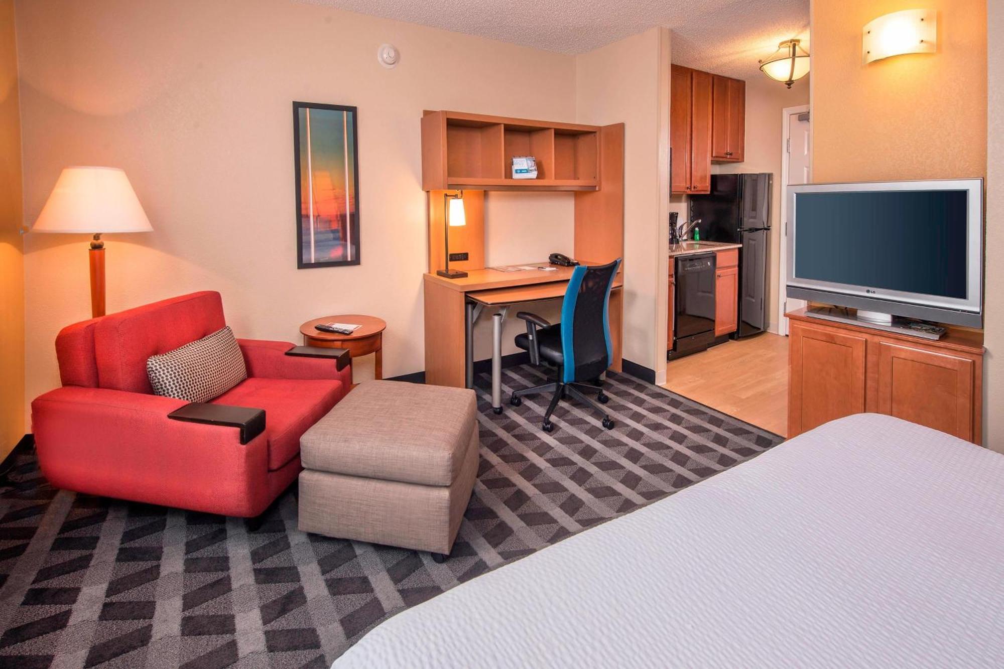 Towneplace Suites By Marriott Clinton At Joint Base Andrews Exteriér fotografie