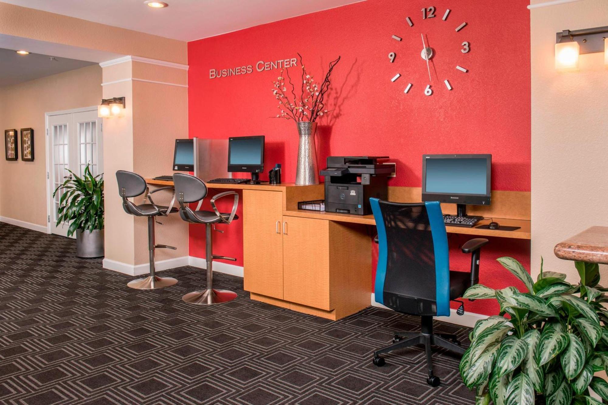 Towneplace Suites By Marriott Clinton At Joint Base Andrews Exteriér fotografie
